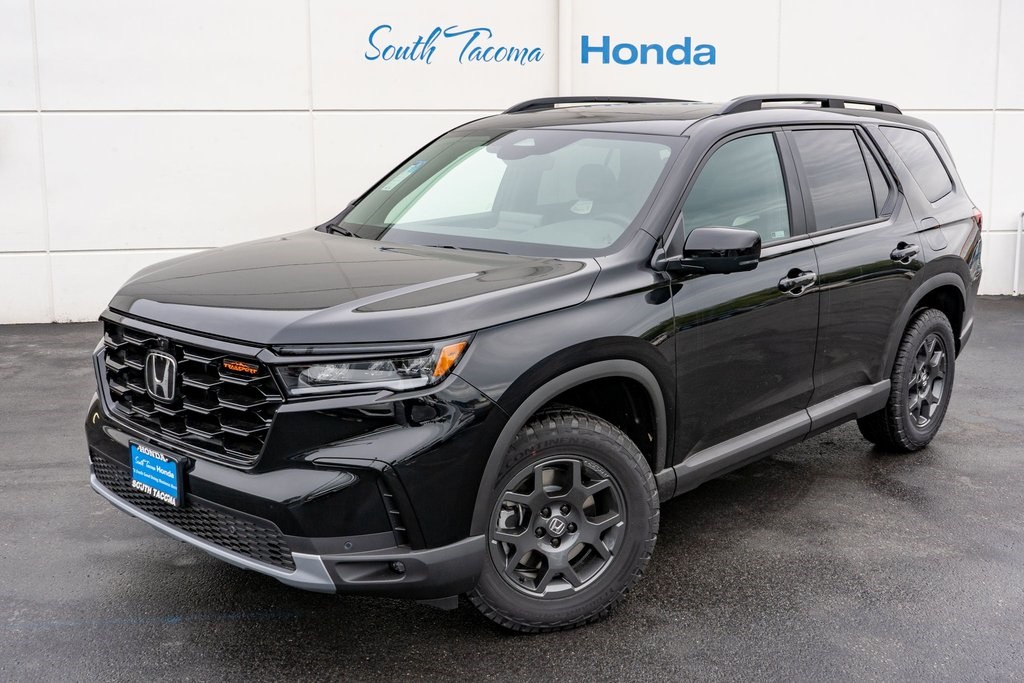 2025 Honda Pilot TrailSport photo 2