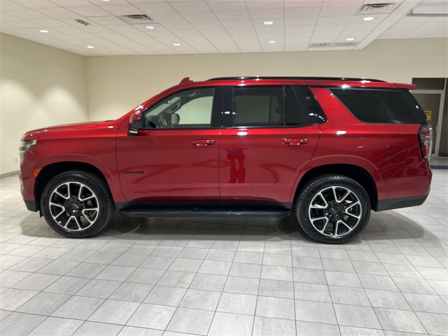 2023 Chevrolet Tahoe RST photo 2