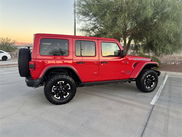 2024 Jeep Wrangler Rubicon 4xe photo 3