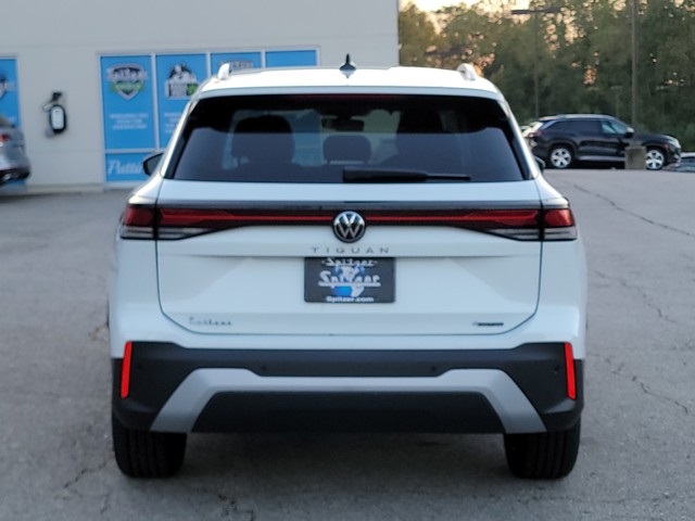 2025 Volkswagen Tiguan S photo 5