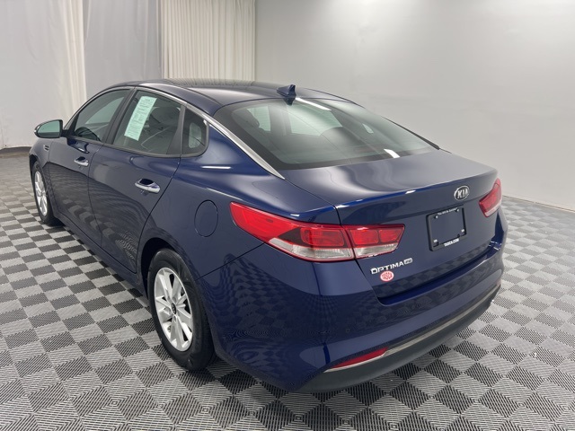 2018 Kia Optima LX photo 6