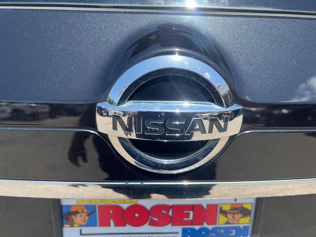 2016 Nissan Rogue SL photo 31