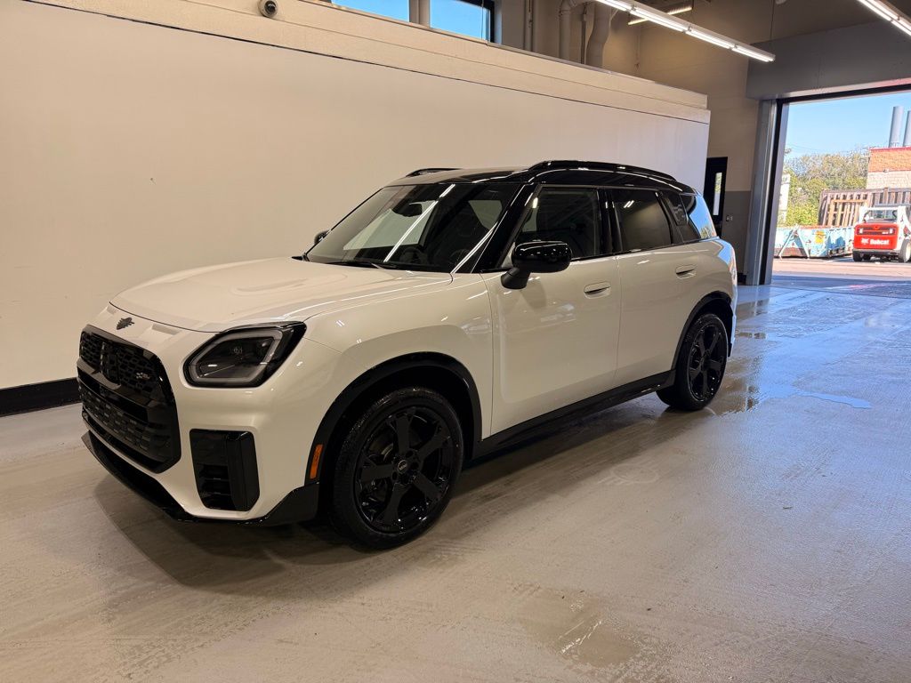 2026 MINI Countryman S's photo