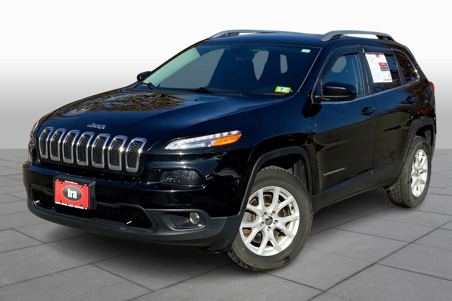 PreOwned 2017 Jeep Cherokee Latitude Sport Utility in Danvers 