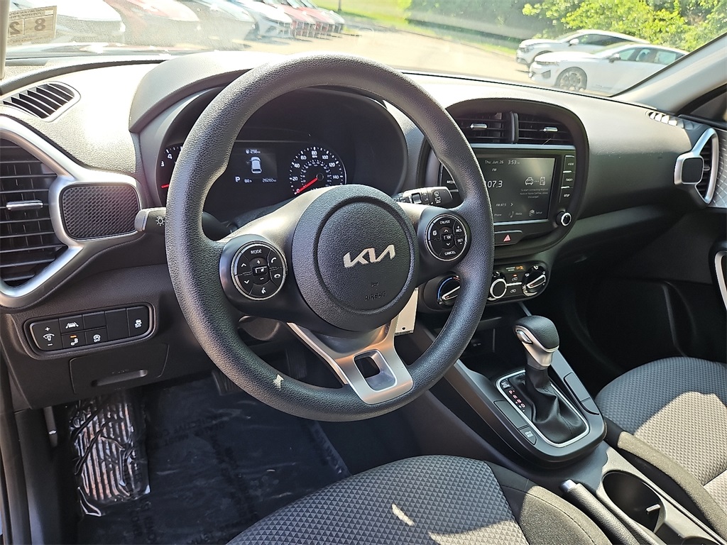 2022 Kia Soul LX photo 25