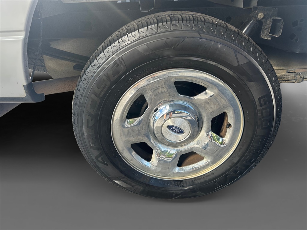 2014 Ford F-150 XL photo 9