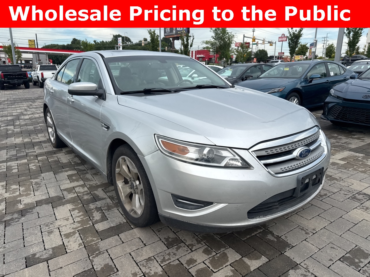 Used 2012 Ford Taurus SEL with VIN 1FAHP2HW5CG100213 for sale in Nashville, TN