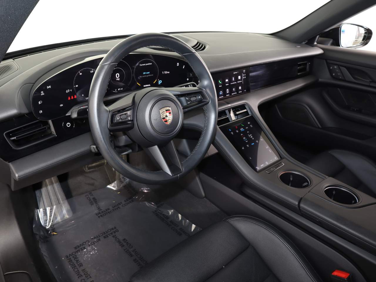 2023 Porsche Taycan S photo 4