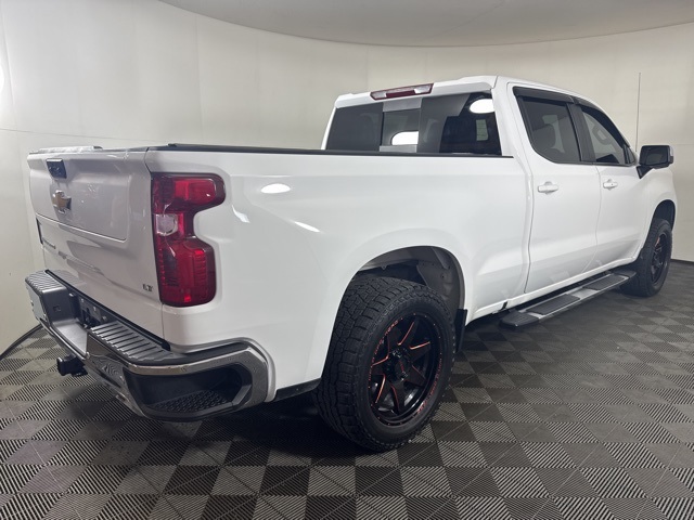 2022 Chevrolet Silverado 1500 LT photo 3
