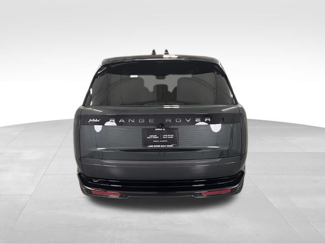 2025 Land Rover Range Rover SE photo 6