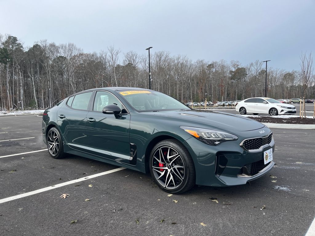 2023 Kia Stinger GT-Line's photo