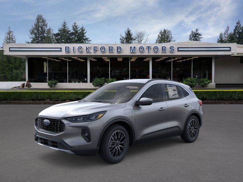 2025 Ford Escape PHEV's photo