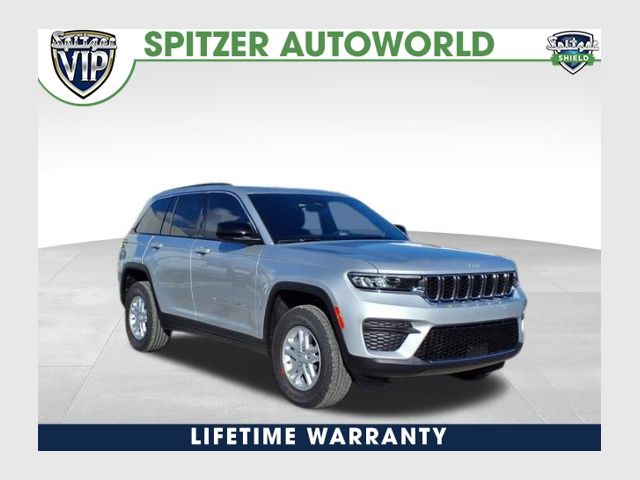 2025 Jeep Grand Cherokee Laredo's photo