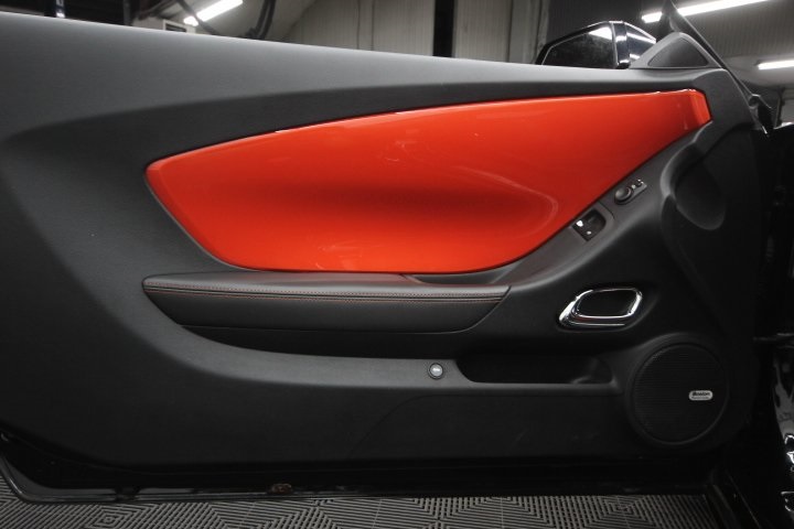 2011 Chevrolet Camaro 2SS photo 13