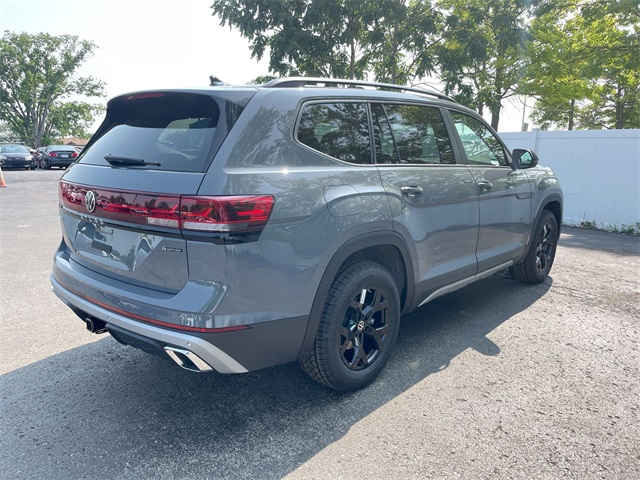 2025 Volkswagen Atlas Peak Edition SE photo 23