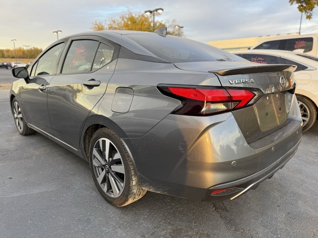 2020 Nissan Versa 1.6 SR photo 3