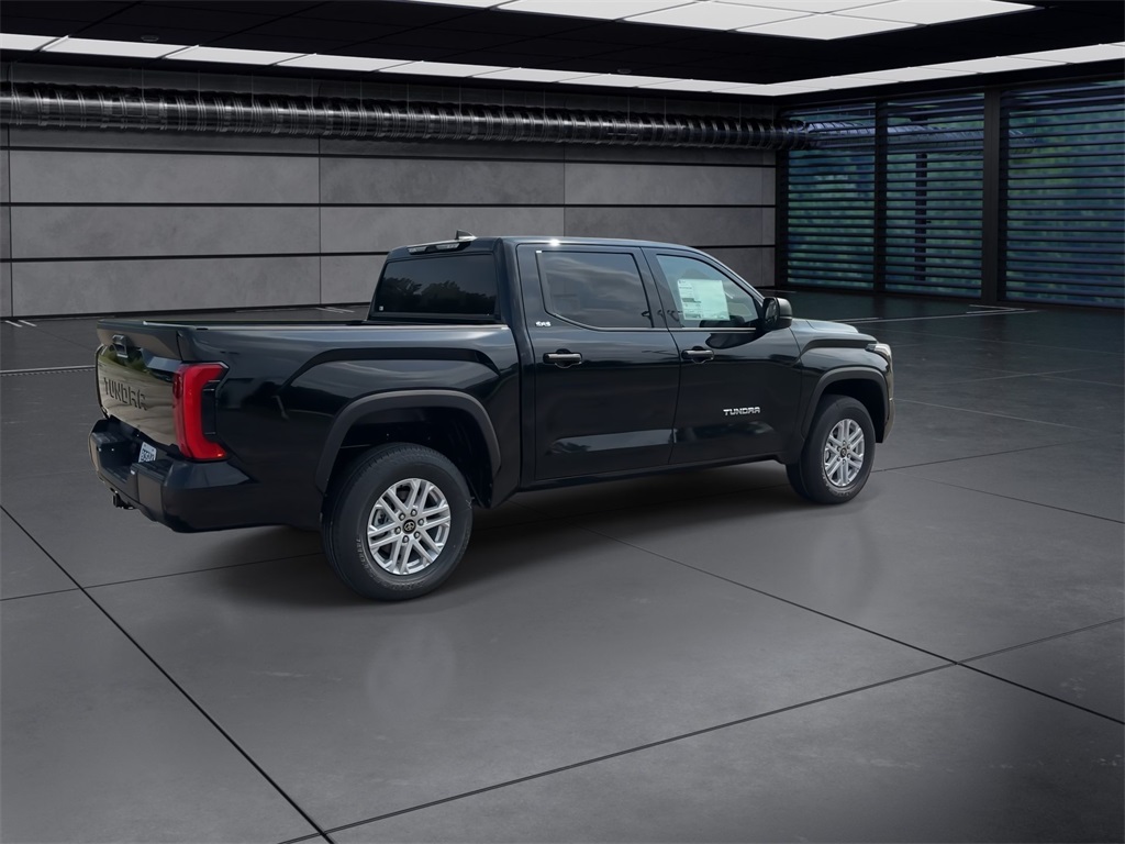 2025 Toyota Tundra SR5 photo 8
