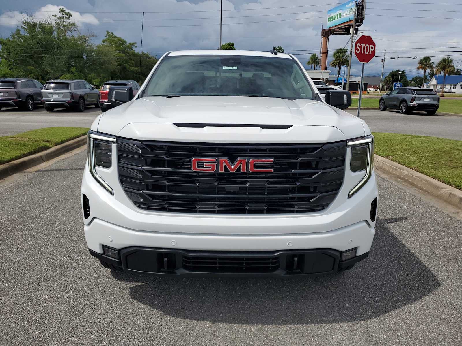 2026 Gmc Sierra Elevation photo 9