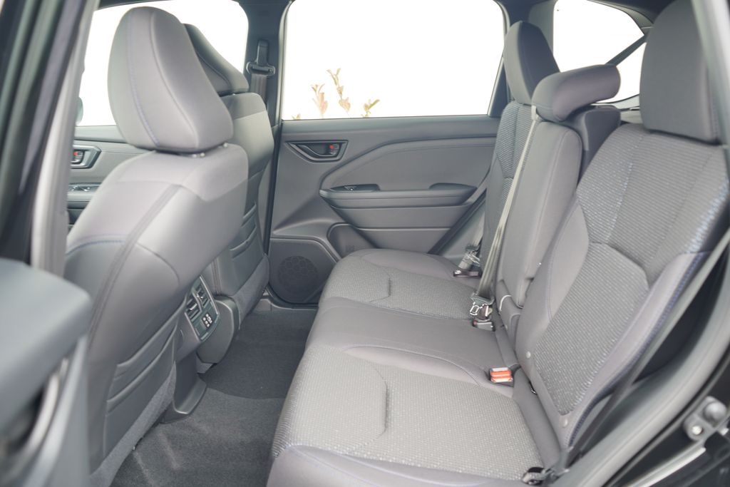 2025 Subaru Forester Premium Base photo 6