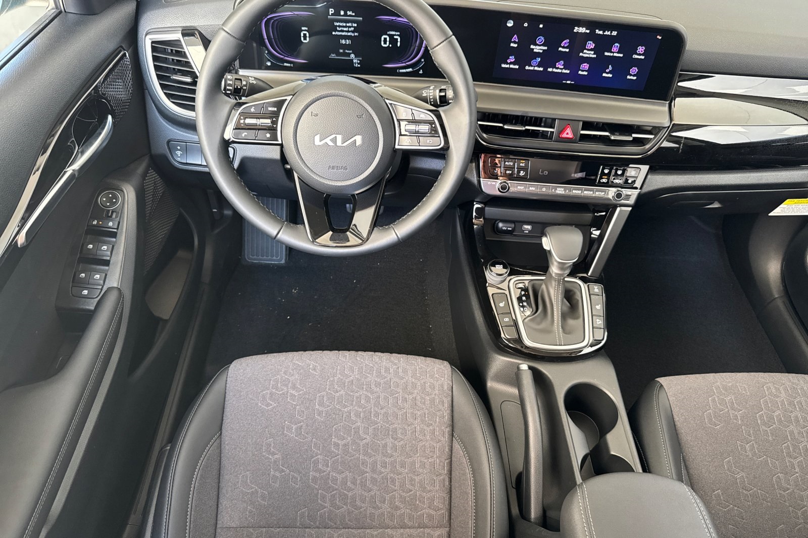 2026 Kia Seltos S photo 10