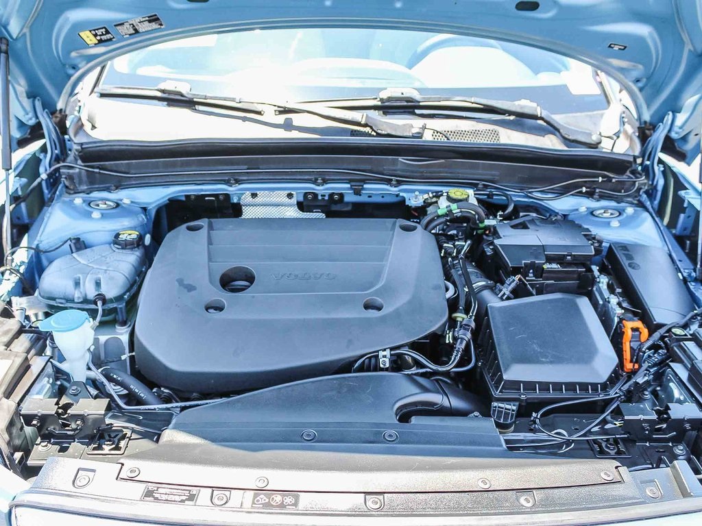 2023 Volvo XC40 Plus photo 27