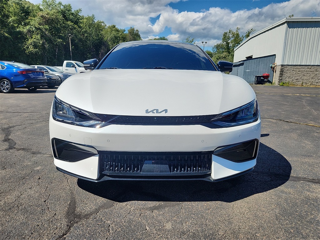 2024 Kia EV6 GT photo 2