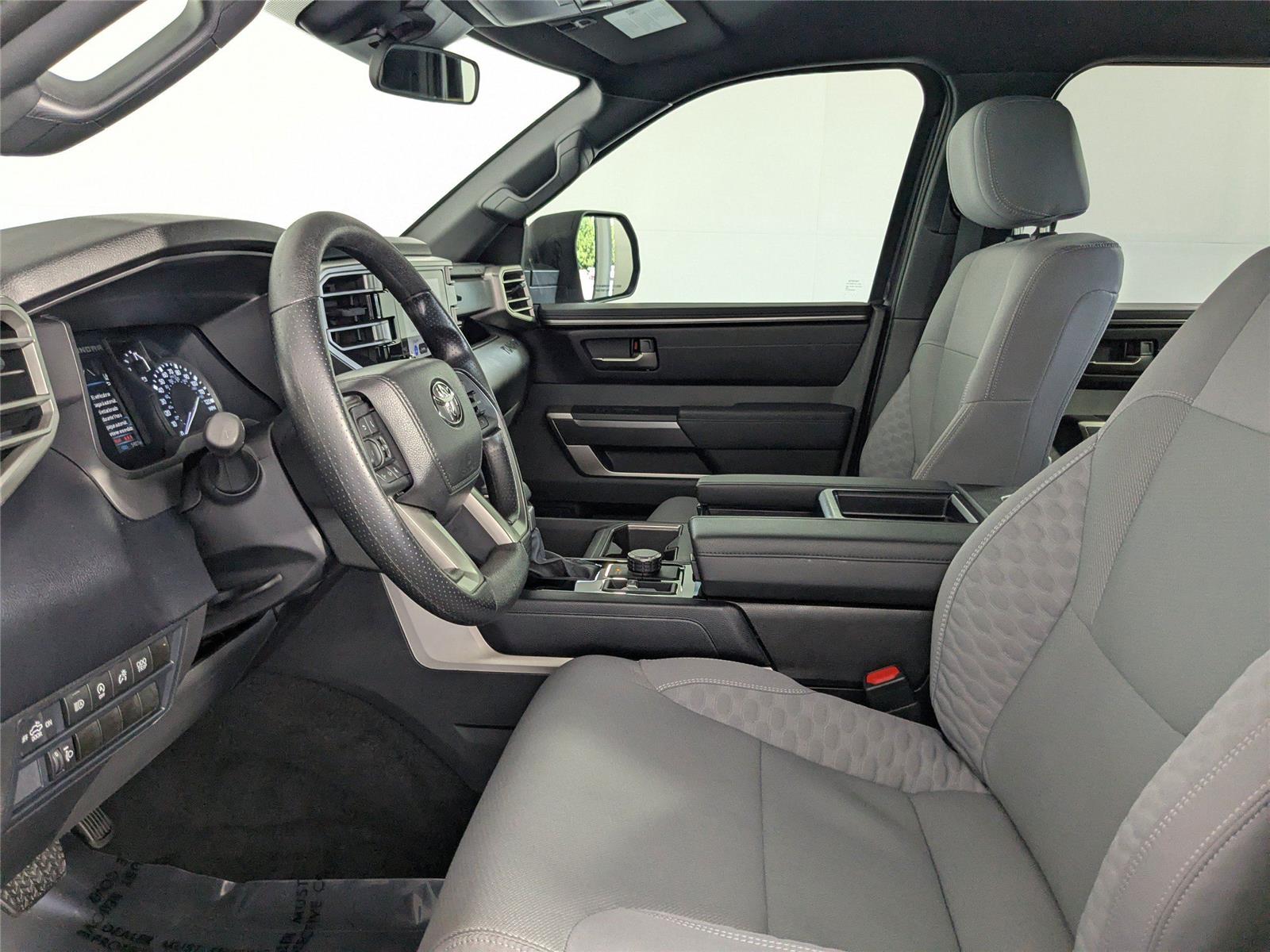 2025 Toyota Tundra SR5 photo 10