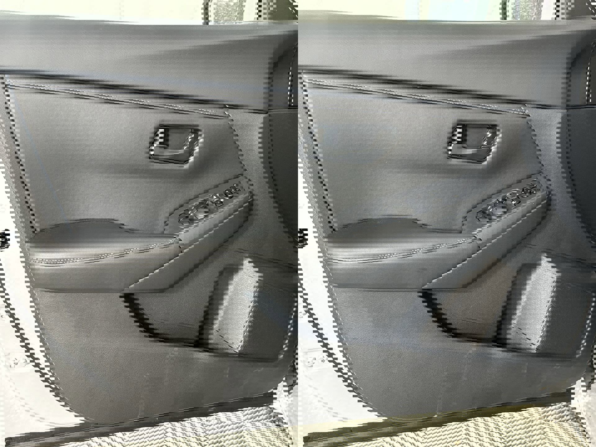 2025 Nissan Sentra S photo 28