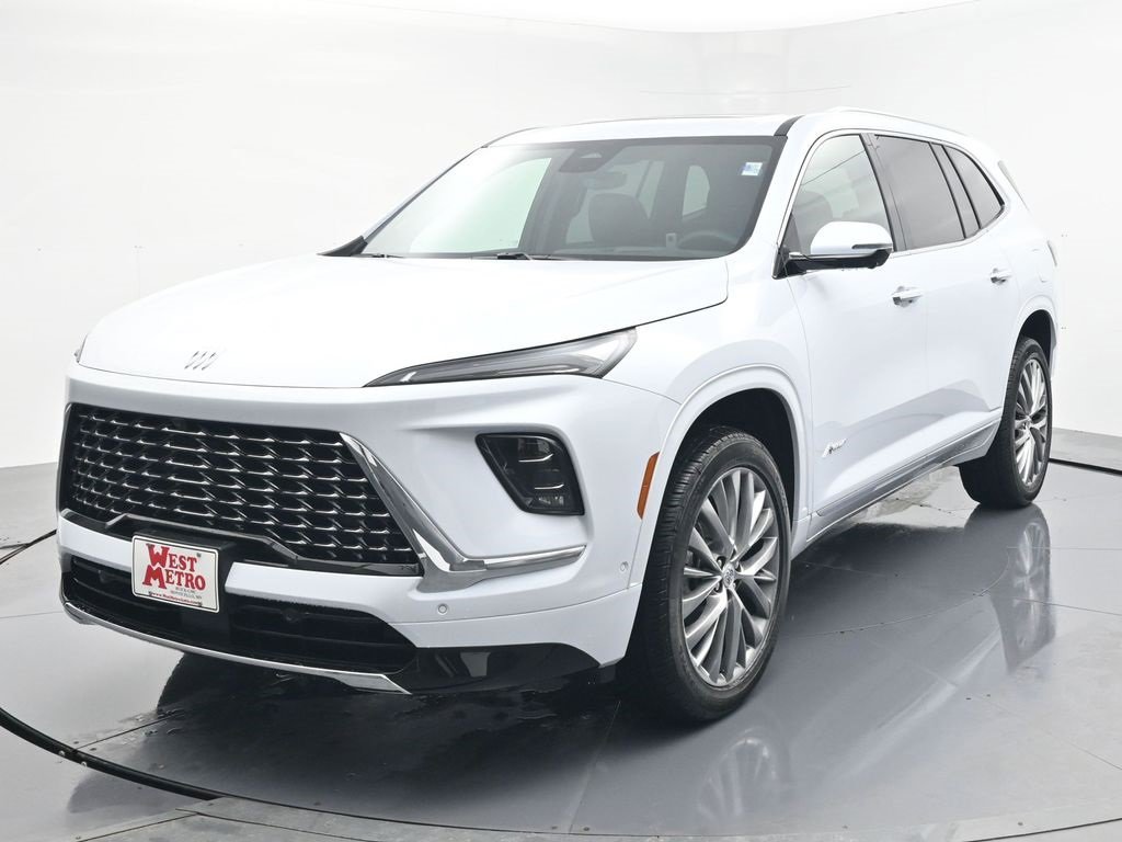 2026 Buick Enclave Avenir's photo