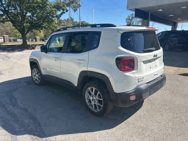 2021 Jeep Renegade Latitude photo 3