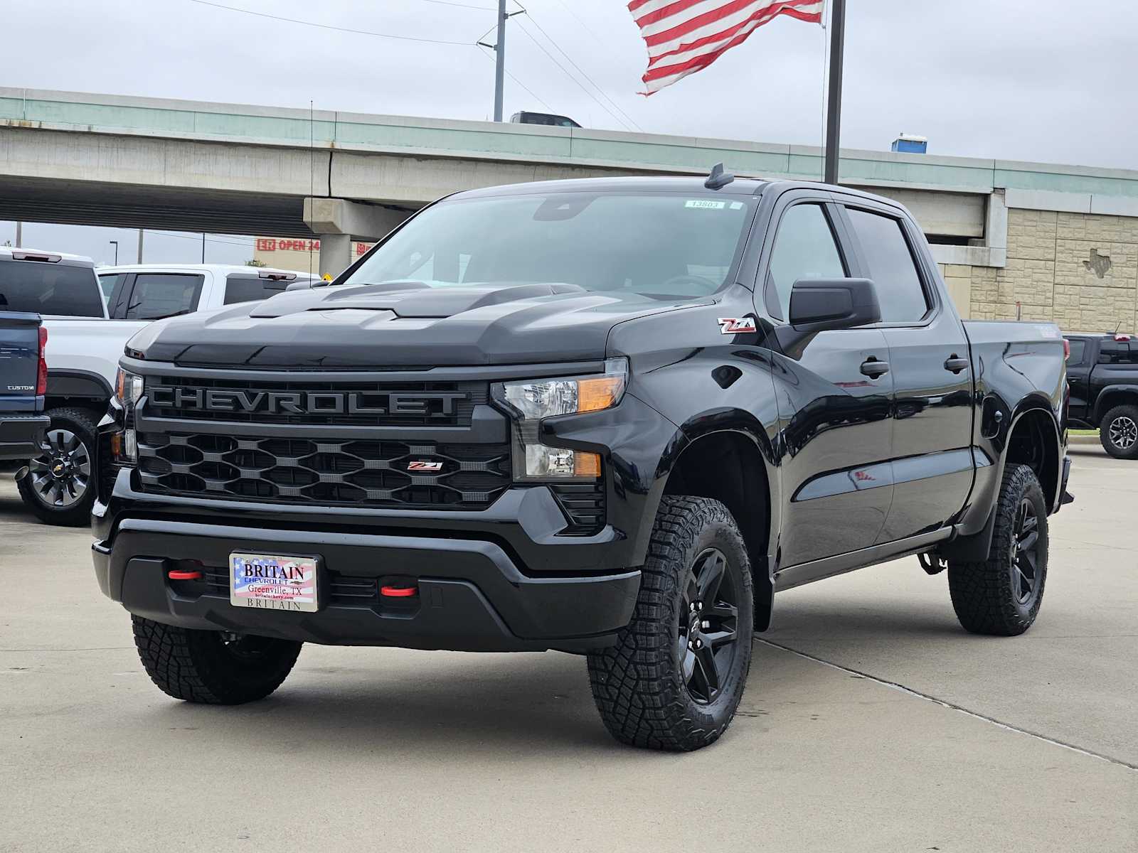 2026 Chevrolet Silverado 1500 Custom Trail Boss photo 2