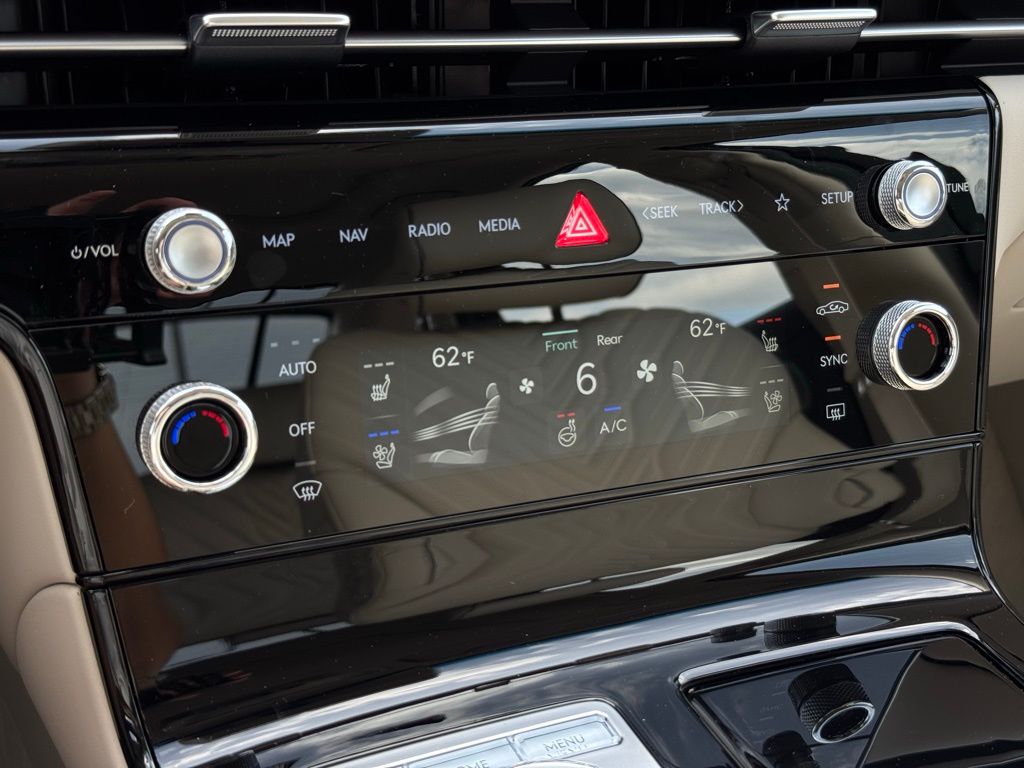 2025 Genesis G80 2.5T Sport Prestige photo 29