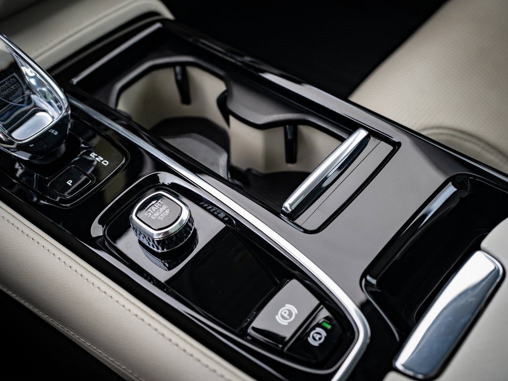 2024 Volvo S90 Recharge Ultimate photo 29