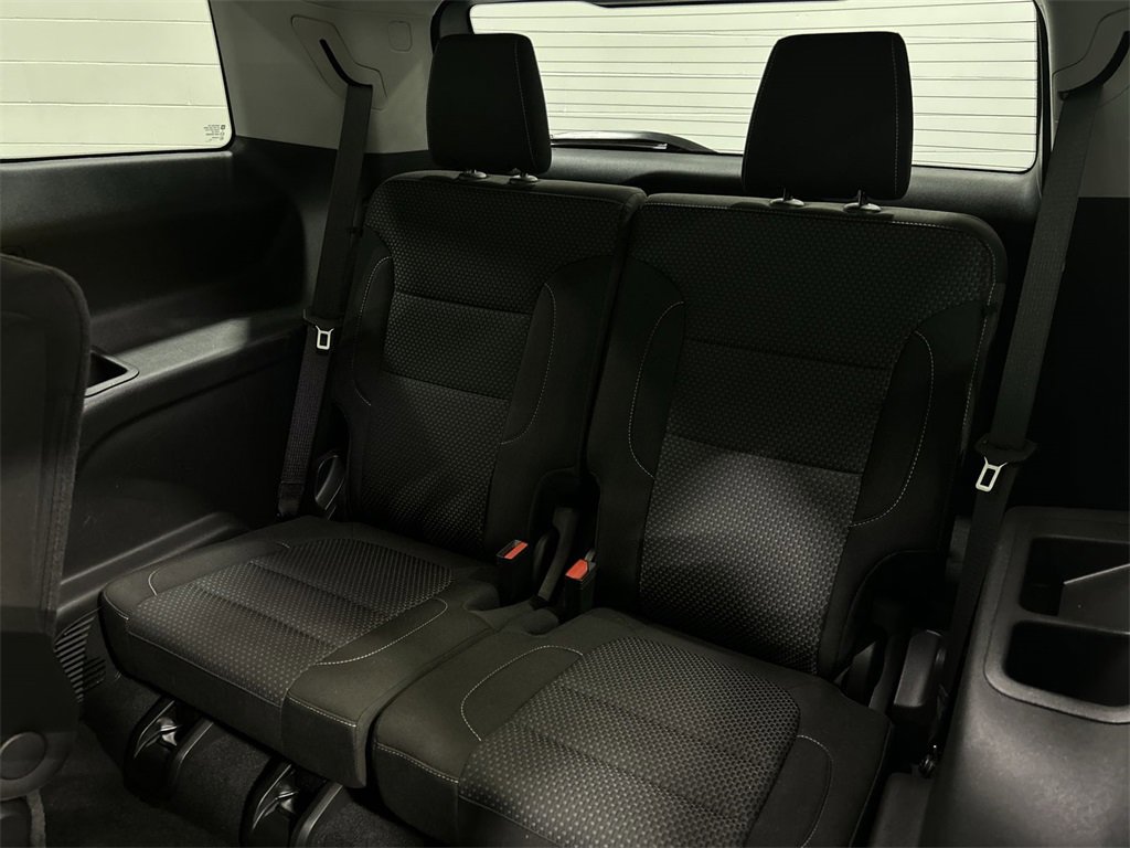 2023 Gmc Acadia SLE photo 25