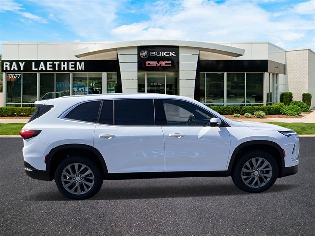 2026 Buick Enclave Preferred photo 5
