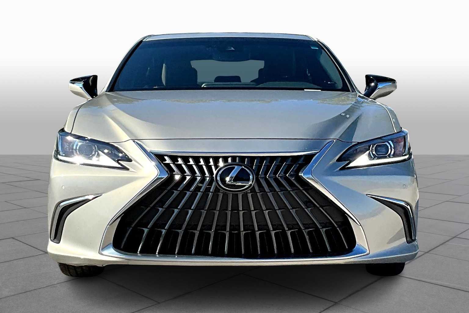 2023 Lexus ES 350 photo 3