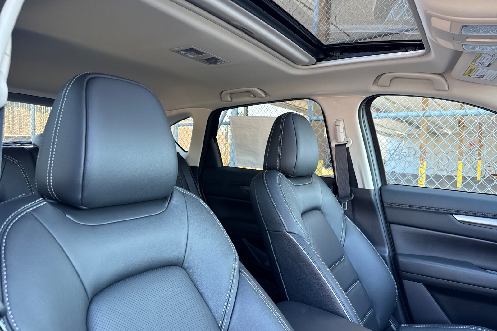 2025 Mazda CX-5 2.5 S Preferred photo 16