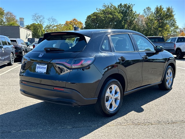 2023 Honda HR-V LX photo 2