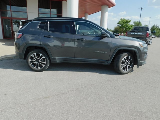2023 Jeep Compass Limited photo 8