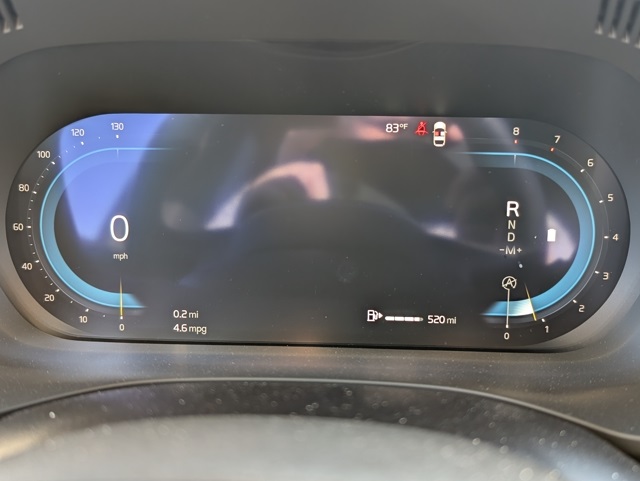 2025 Volvo XC60 B5 Plus photo 17