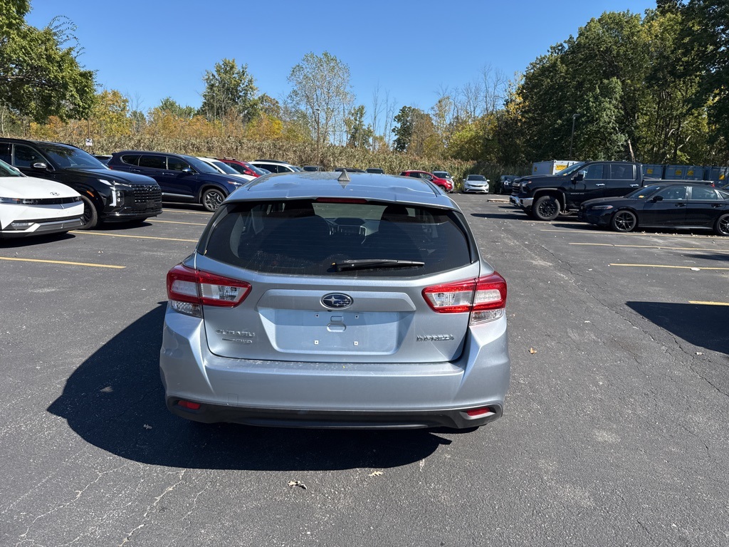 2019 Subaru Impreza 2.0i photo 4
