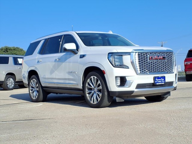 2021 GMC Yukon Denali's photo