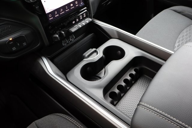 2025 Ram 2500 Big Horn photo 28