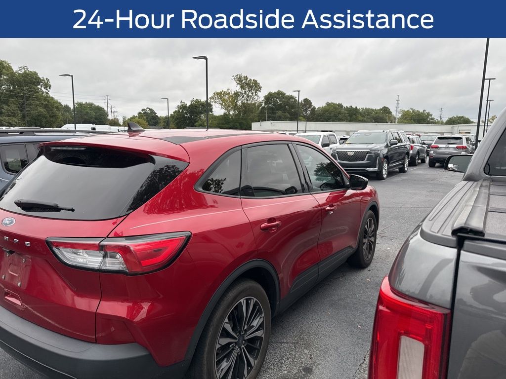 2022 Ford Escape SE Sport photo 4