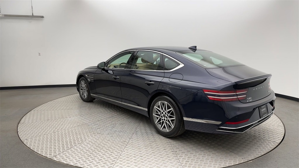 2025 Genesis G80 2.5T AWD photo 4