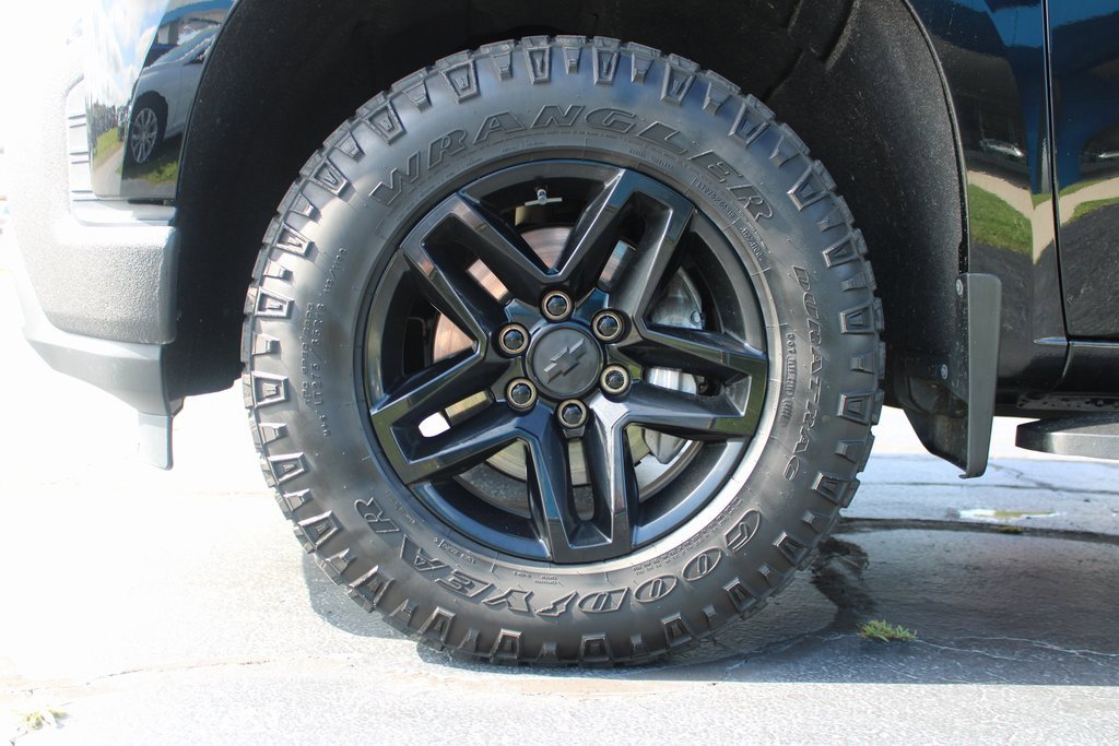 2020 Chevrolet Silverado 1500 RST photo 13