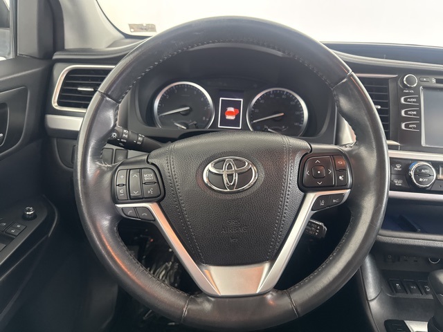2019 Toyota Highlander Base photo 20