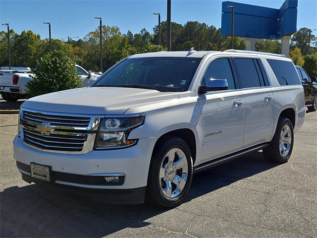 2020 Chevrolet Suburban Premier photo 2