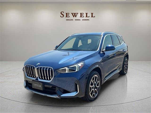 2025 BMW X1 28i