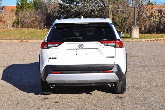 2024 Toyota RAV4 Adventure photo 4